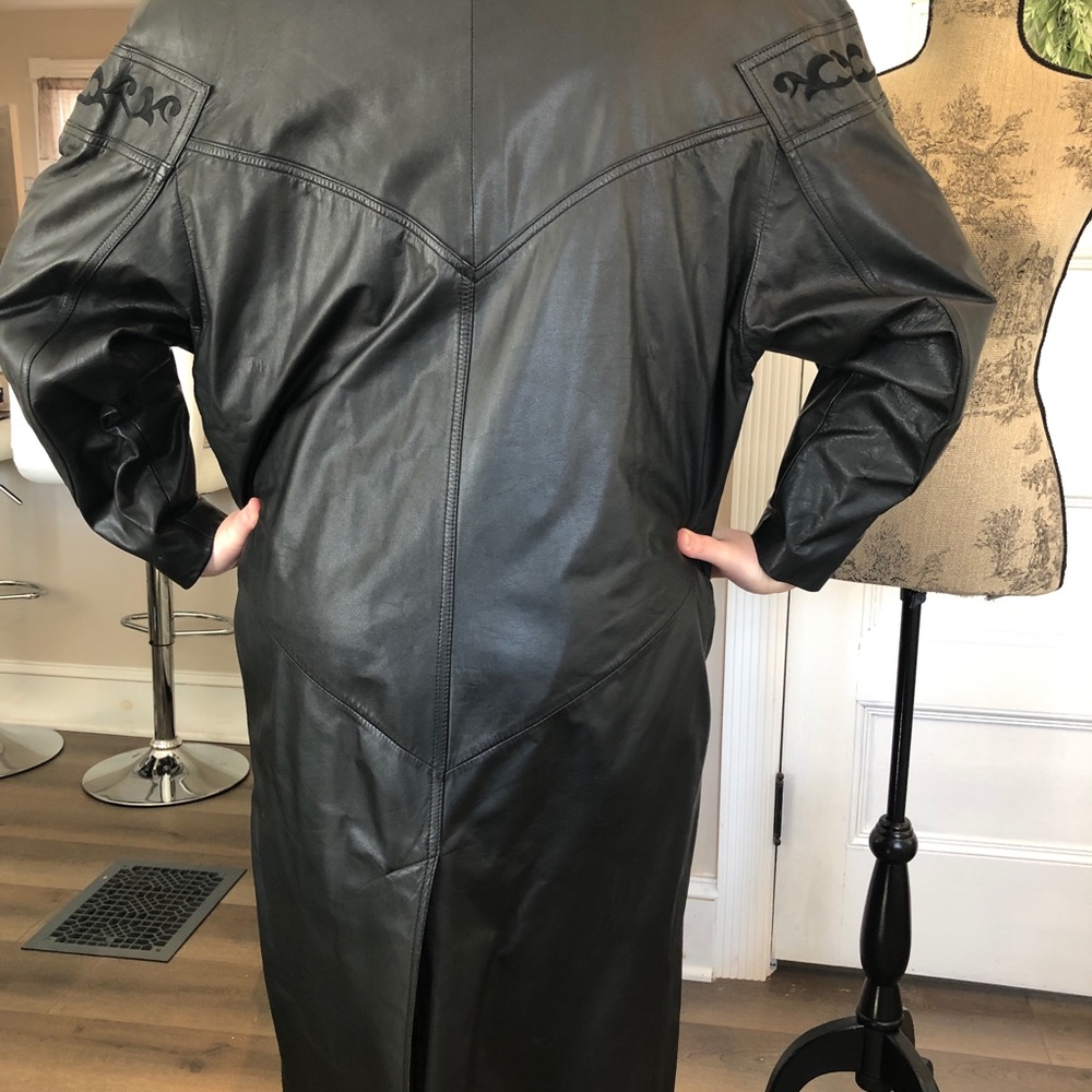 Coat - Picture 8 of 8